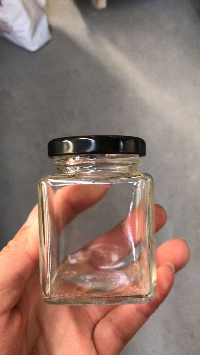 100ml方形玻璃瓶