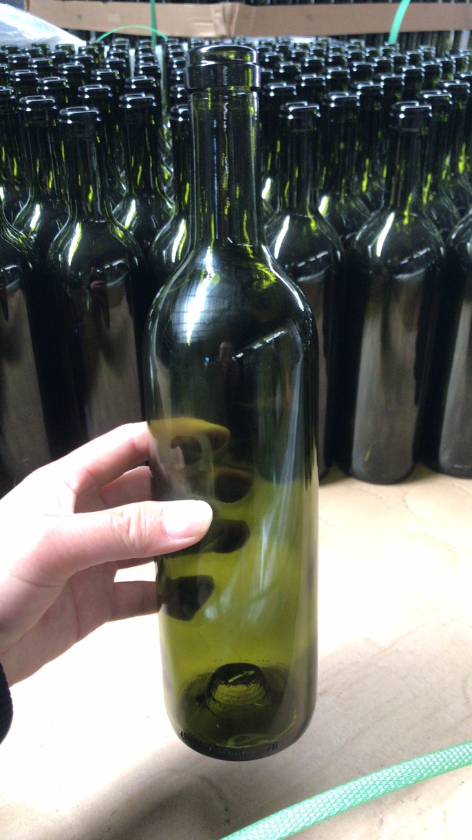 750ml墨绿红酒瓶2
