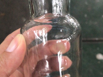 徐州生产125ml广口透明试剂玻璃瓶,磨砂口玻璃试剂瓶