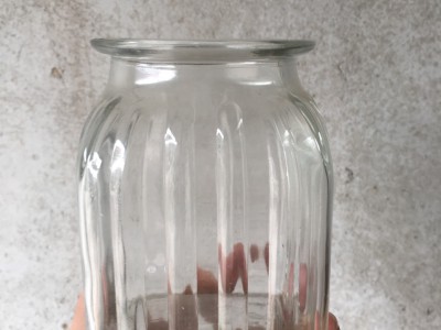 厂家直销方形玻璃花瓶,工艺玻璃瓶生产商