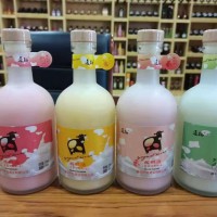 徐州牛奶玻璃瓶生产商,厂家直销玻璃饮料瓶