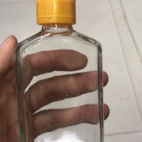 100ml长方形玻璃小酒瓶生产商二两装玻璃酒瓶价格