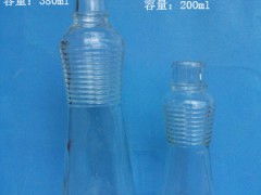 厂家直销各种规格的螺丝麻油玻璃瓶